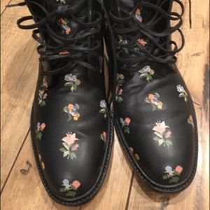 Yves St. Laurent Floral Leather Lace Bootie. Sz 41
